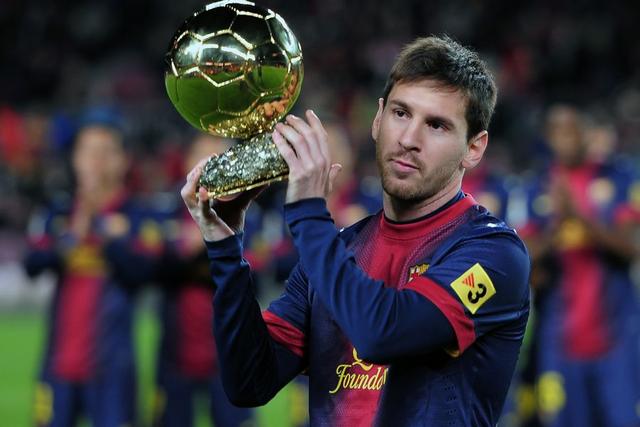 炸鱼来了，比朔夫戴帽、卡尔双响助德国U21队6-0大胜